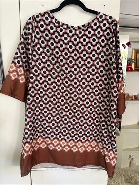 Women's Pink and Brown Geometric Print Tunic Top